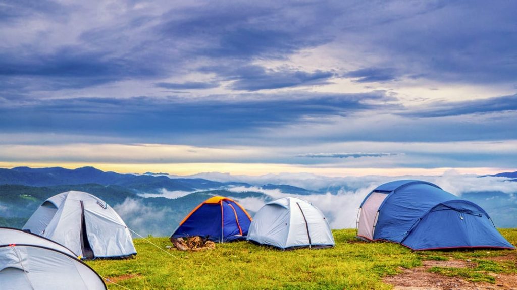 Camping in Auli