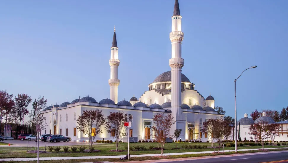 10 MOSQUES IN USA