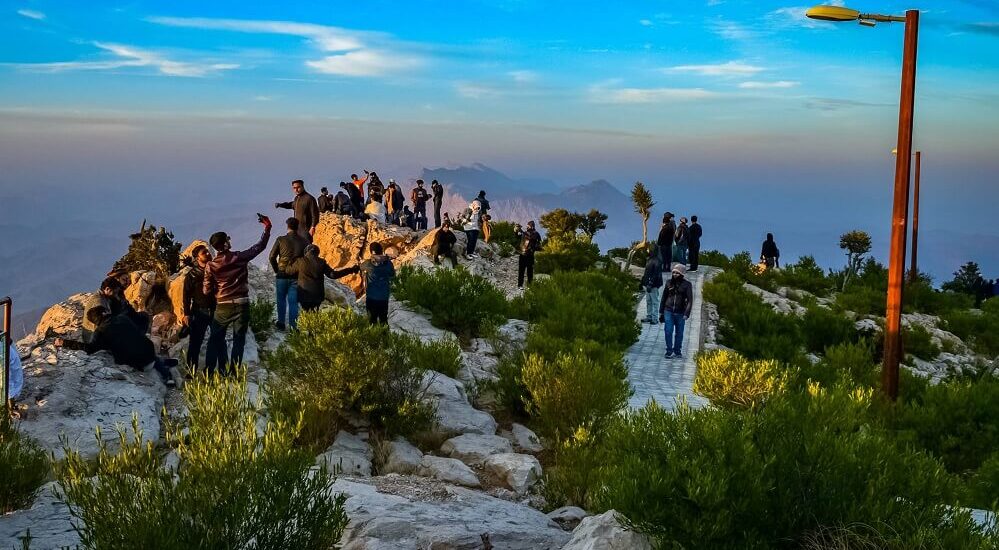 THINGS TO DO IN GORAKH HILL STATION SINDH